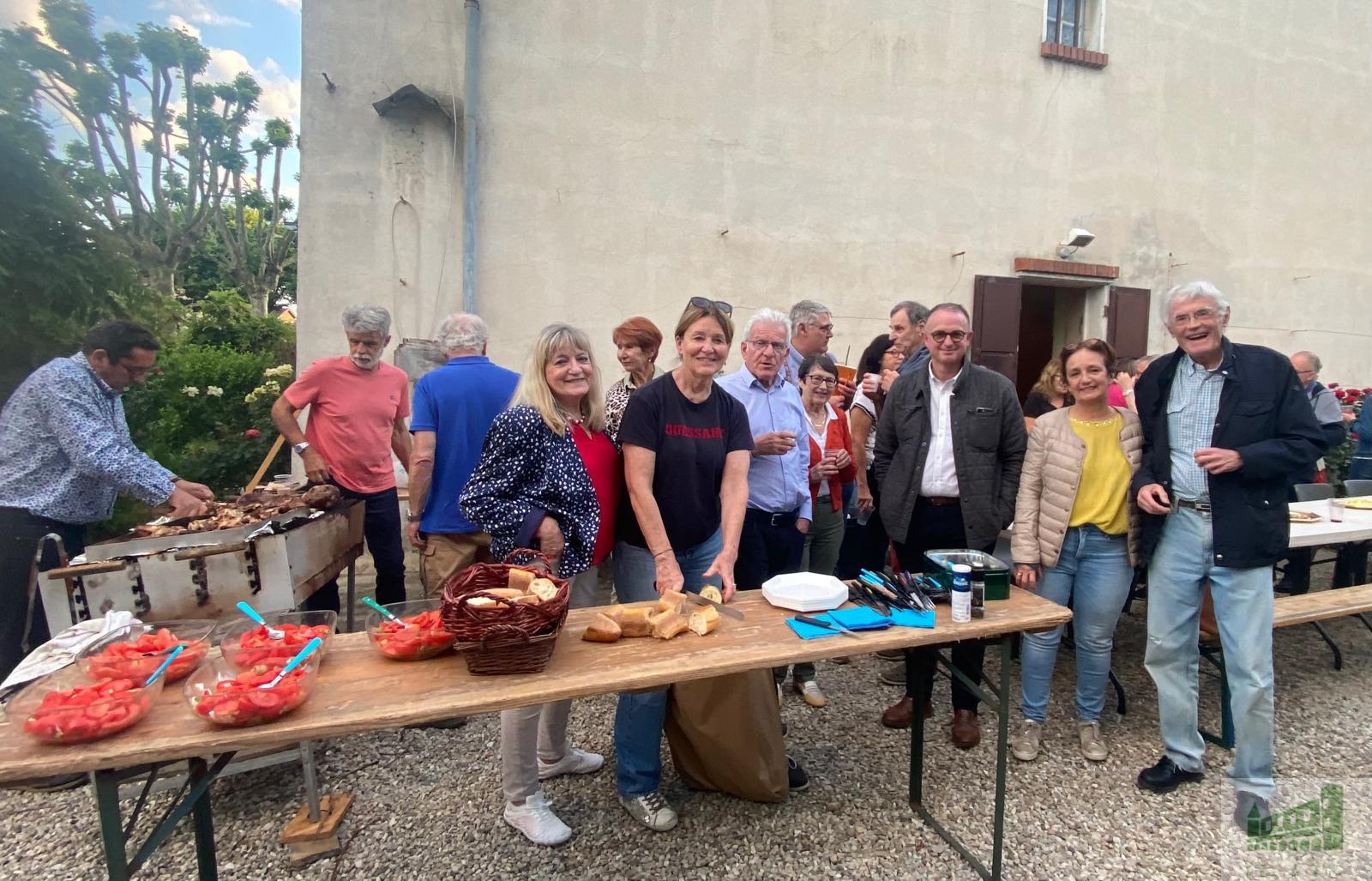 Tour intact du château de Meximieux